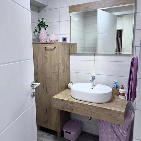 Ten Apartman *