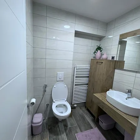 Ten Apartman Lejlighed *